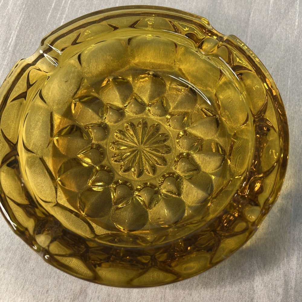 Vintage Anchor Hocking Amber Glass  Fairfield Starburst 6" Round Ashtray